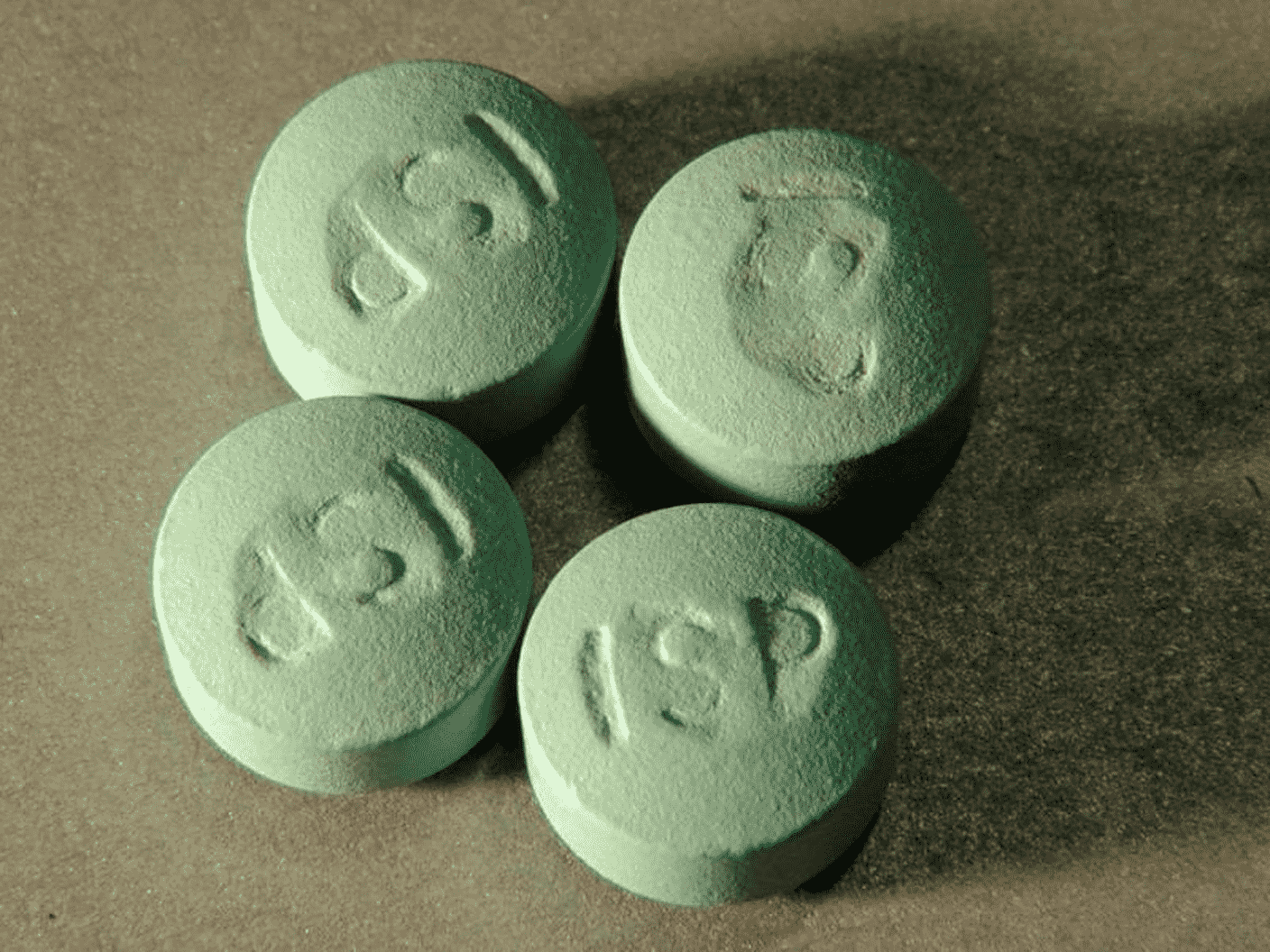 Picking of Tablets